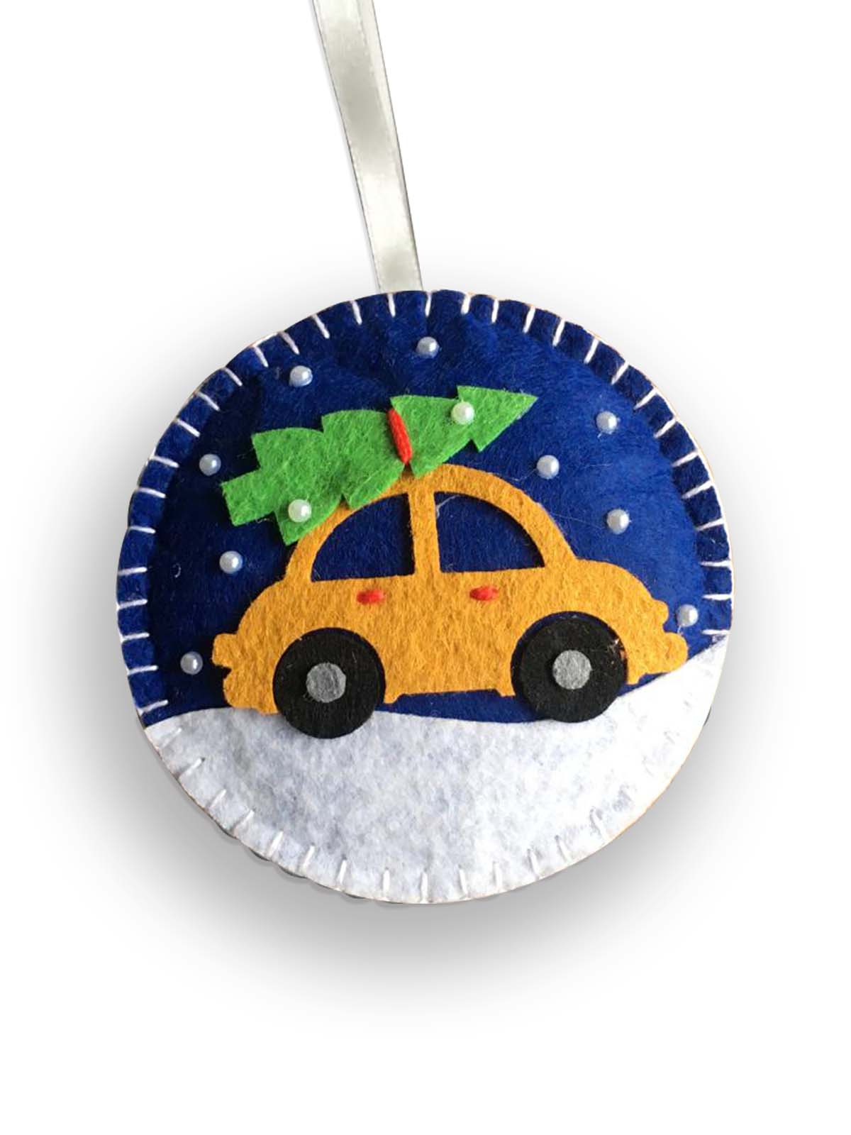 Crafters Collection F007- Car with Xmas Tree
